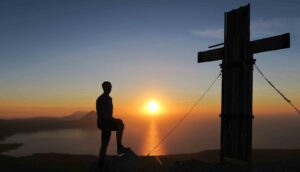 Gipfelkreuz Sonnenuntergang